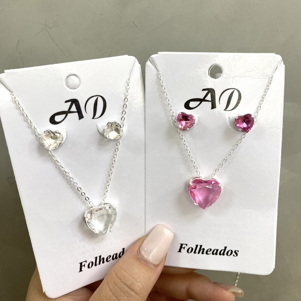 Conjunto colar e brinco folheado coração (cores) ✨