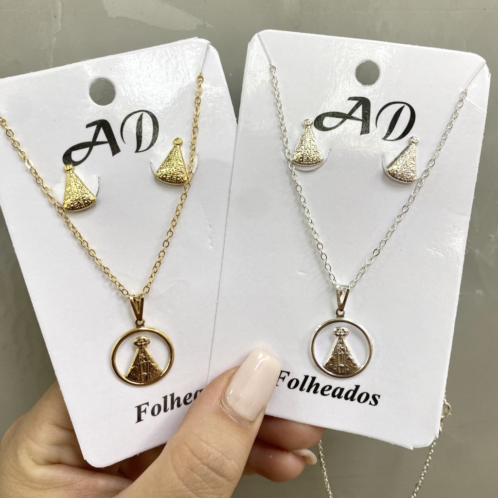 Conjunto de colar e brinco folheado medalha nossa senhora de aparecida ✨