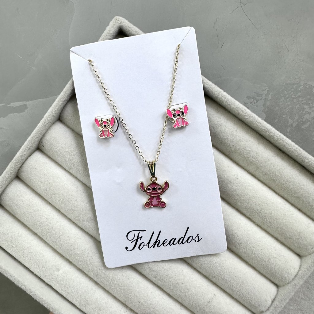 Conjunto colar e brinco dourado folheado Stitch Rosa 💕