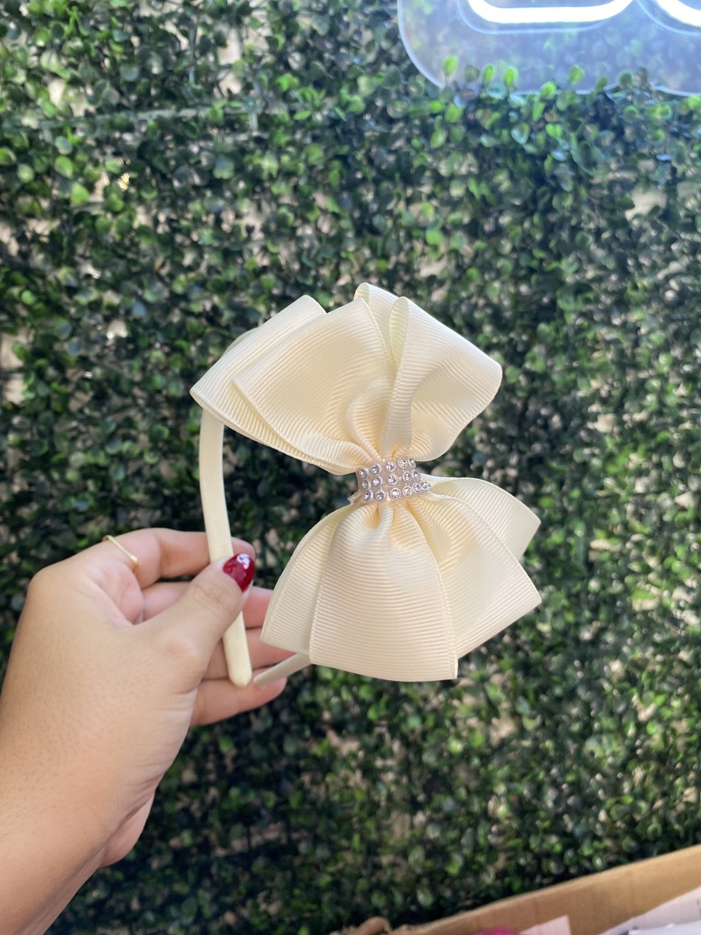 Tiara Off White 