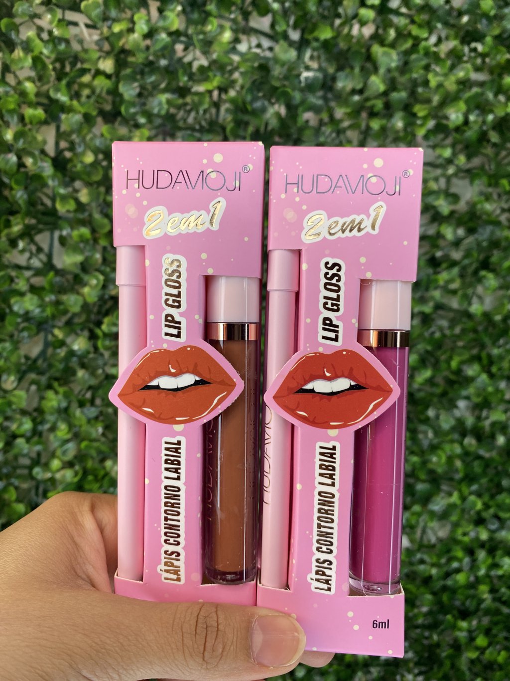 2 em 1 lip gloss hudamoji