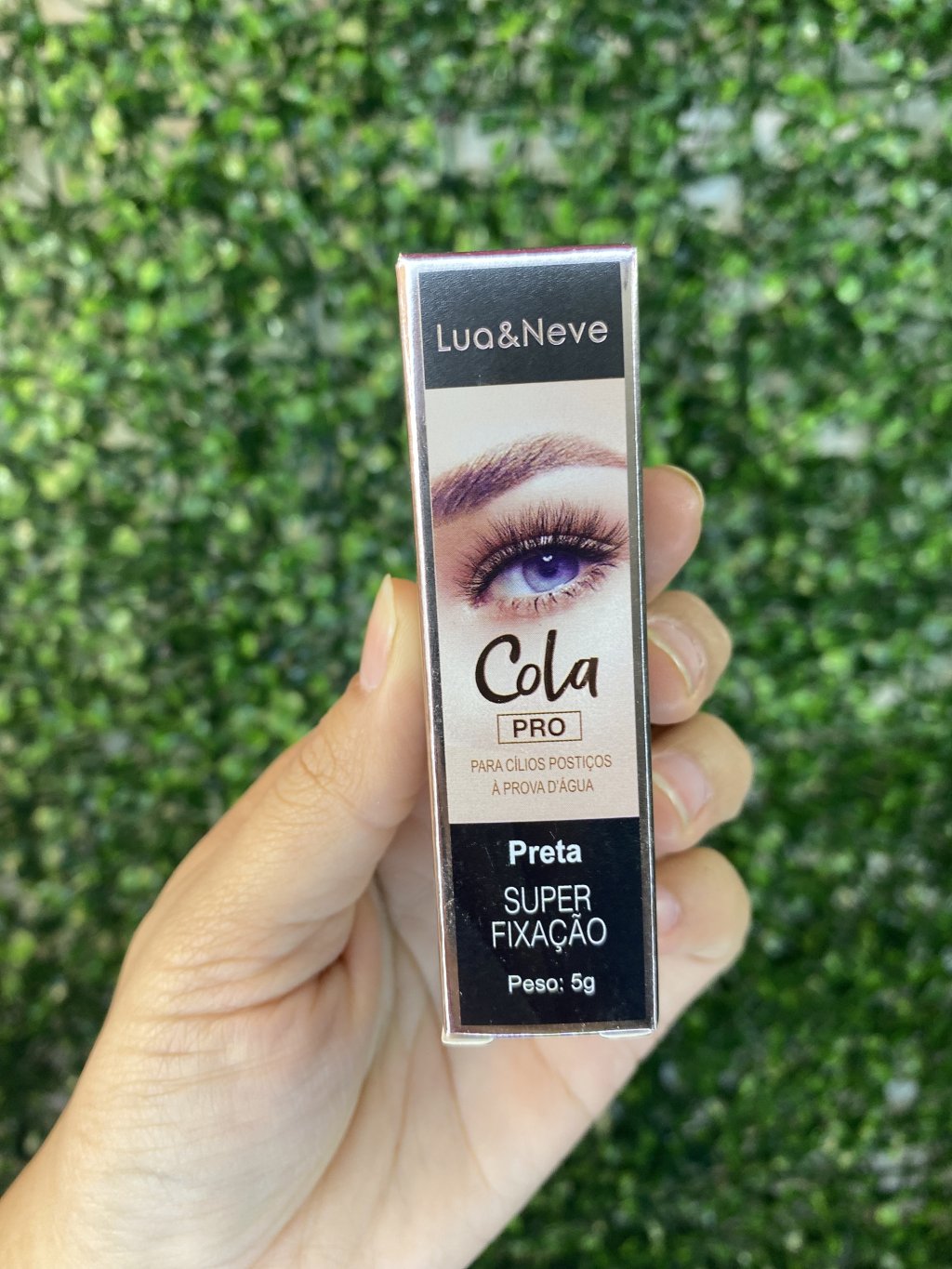 Cola de cílios lua e neve preto 