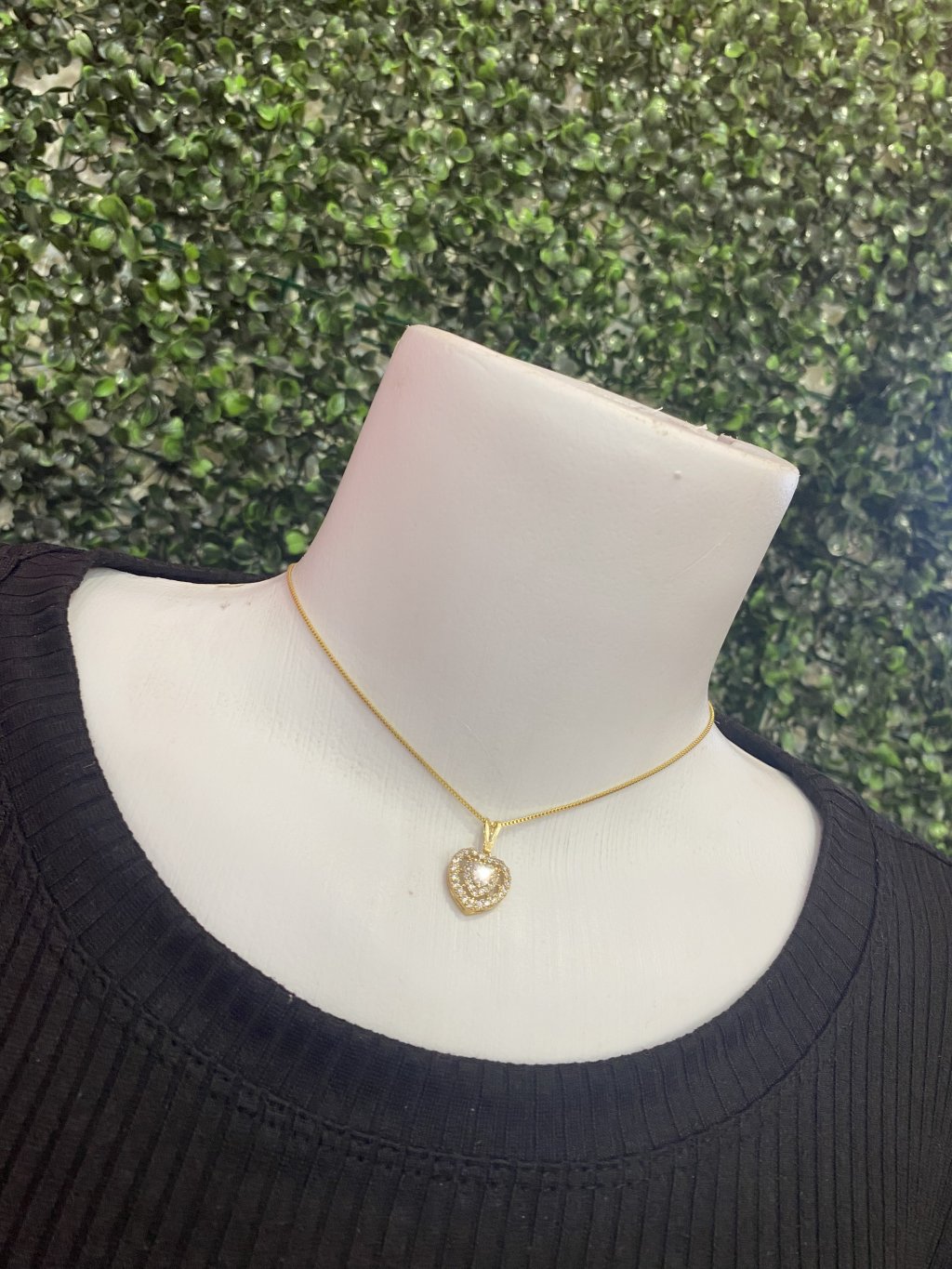 Colar dourado 