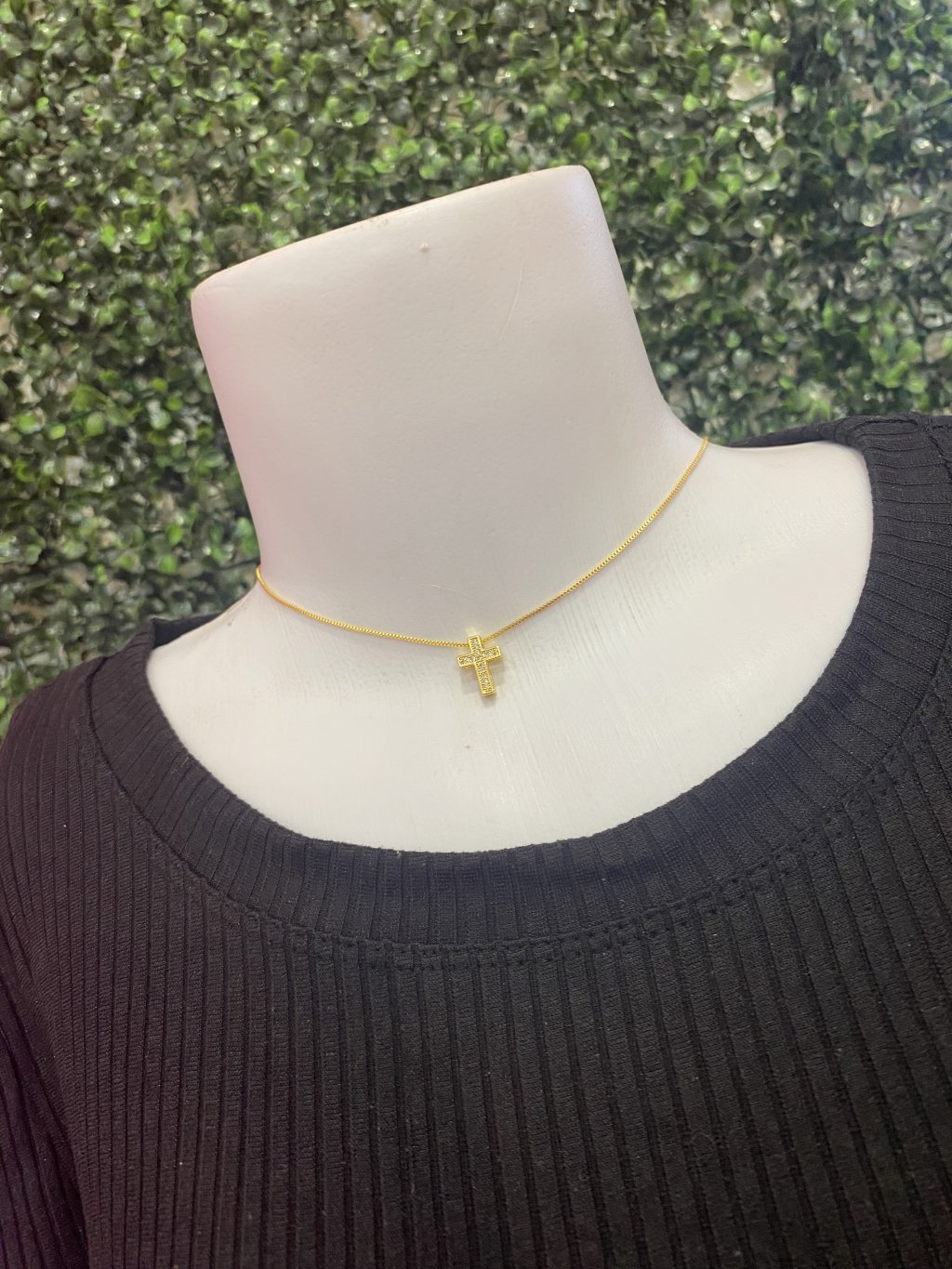 Colar dourado 