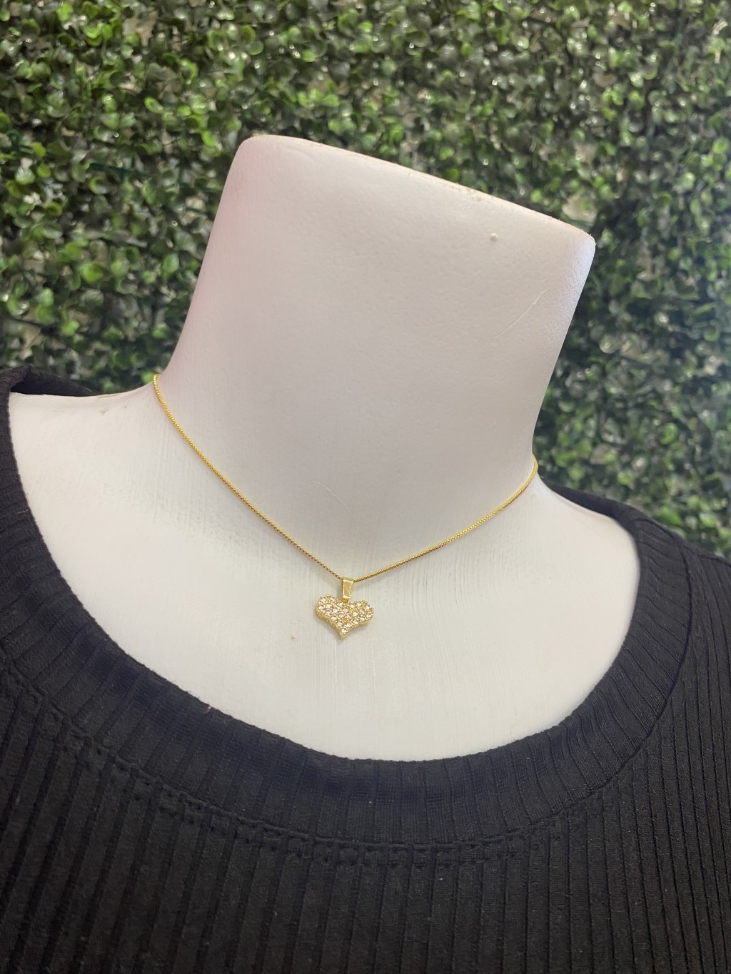 Colar dourado 