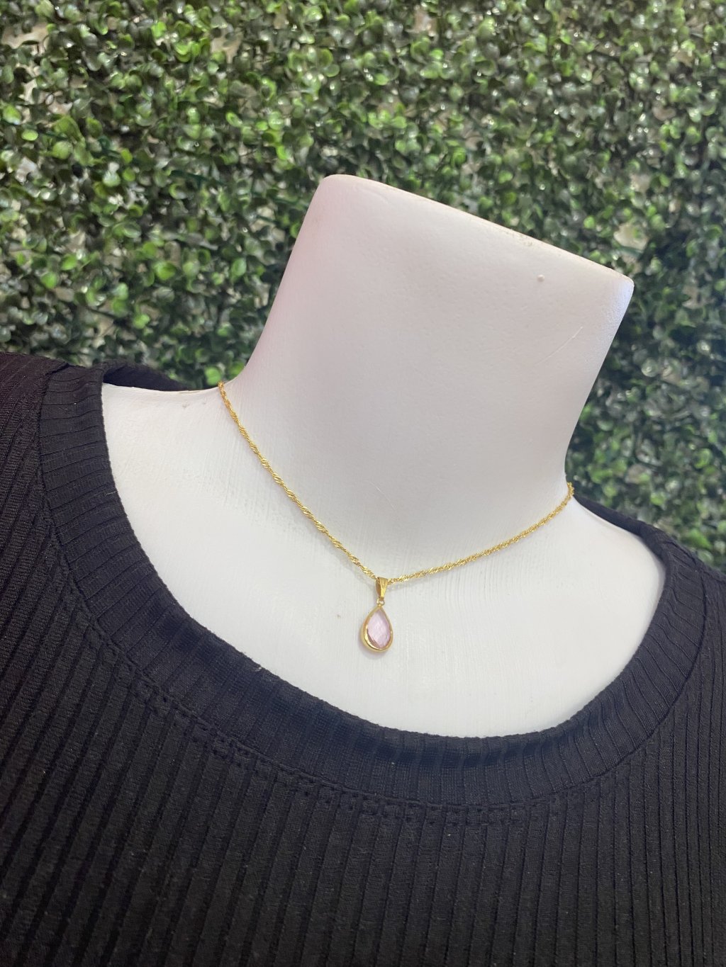 Colar dourado 