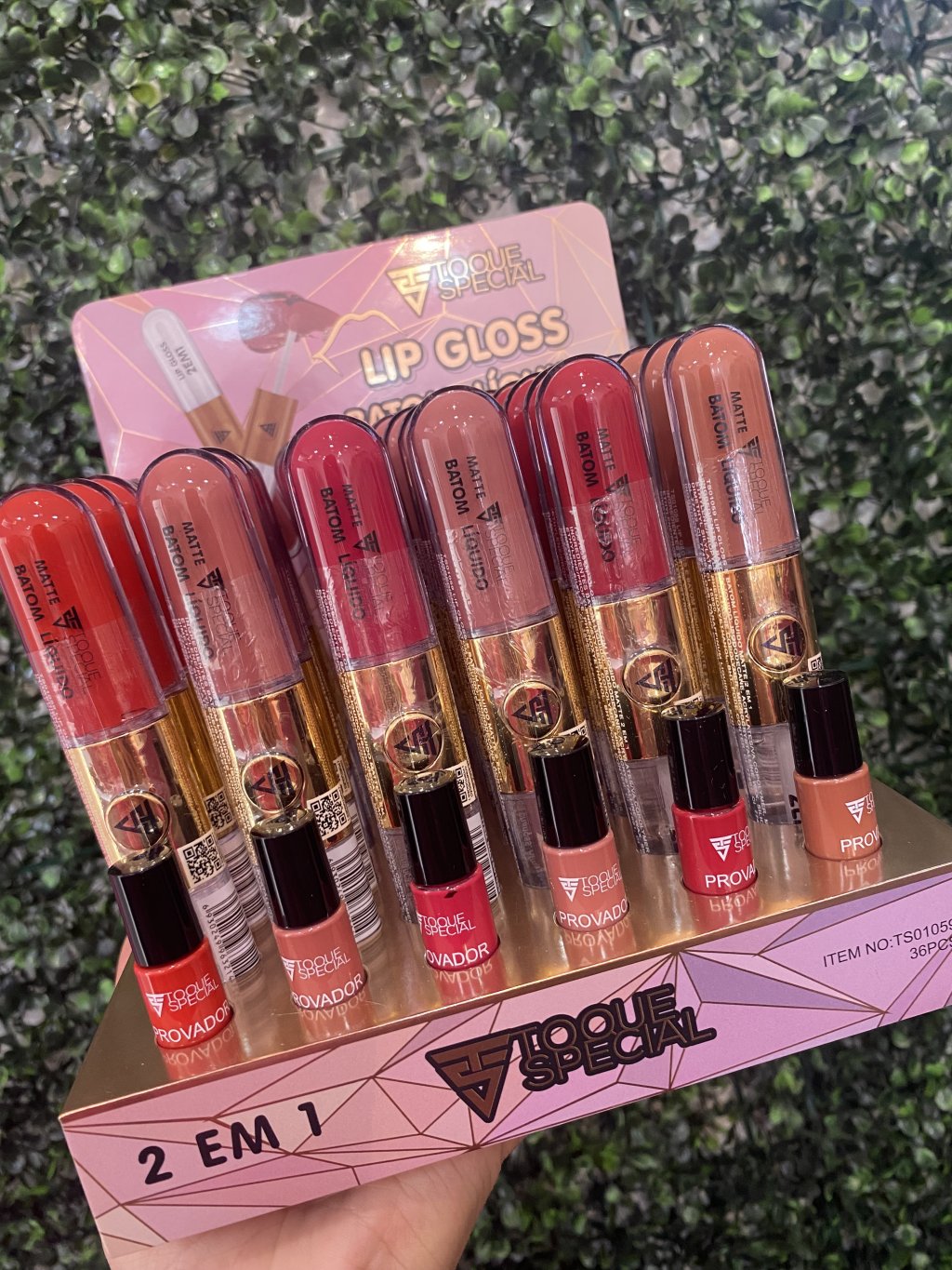 Toque especial Lip gloss e batom líquido matte 