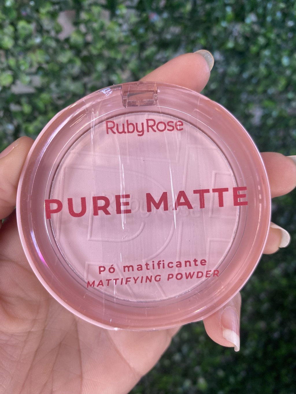 Pô matificante Ruby Rose