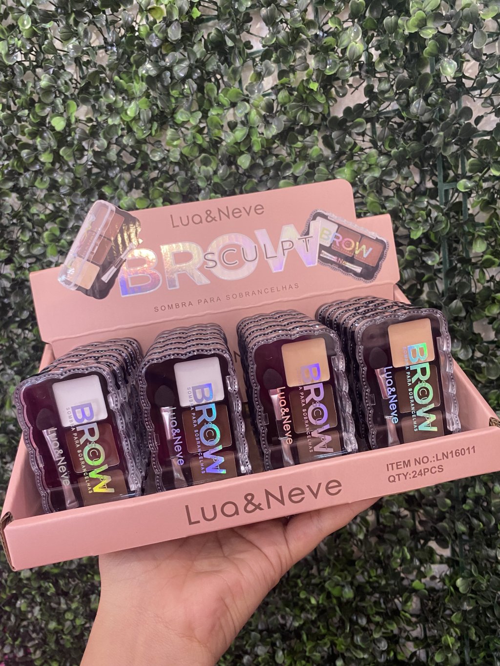 Paleta com sombras para sobrancelha 