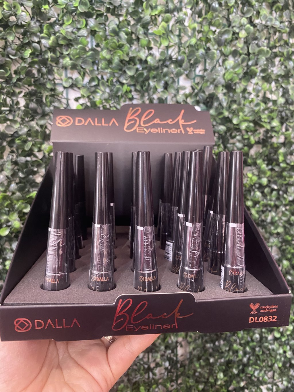 Delineador black Dalla