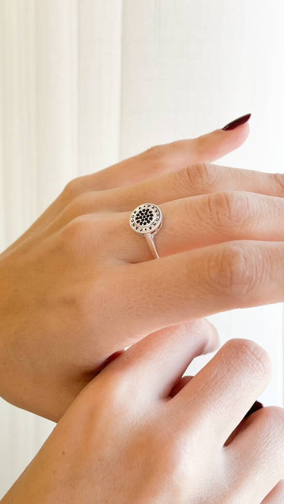 Anel Pandora Zircônias Pretas 