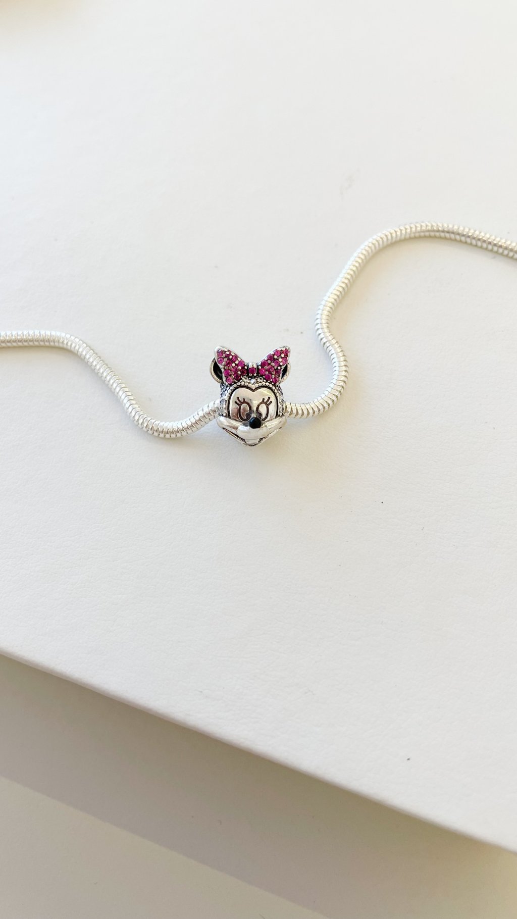 Separador Minnie Cravejado 