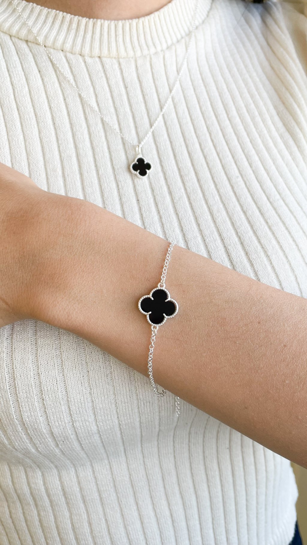 Colar e Pulseira Trevo Preto