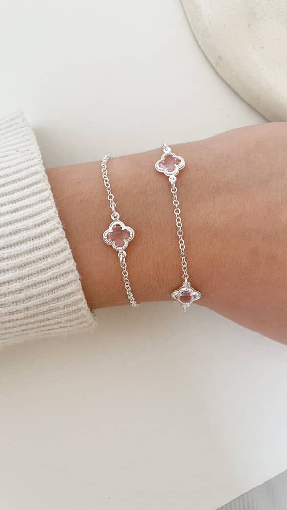 pulseira trevo rosa