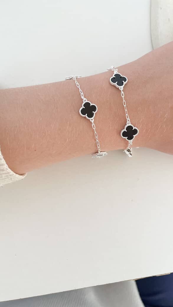 pulseira trevos pretos maiores