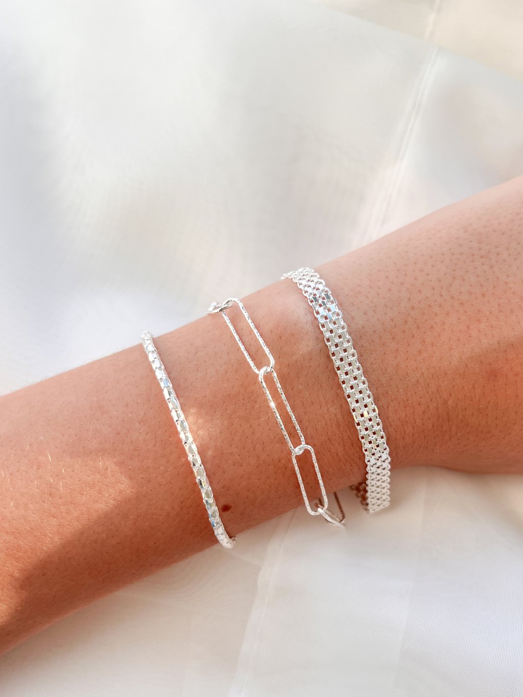 pulseiras diversas