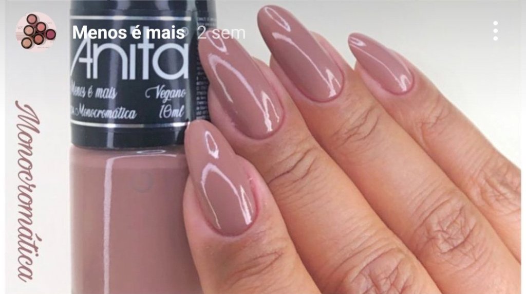 Anita monocromática 