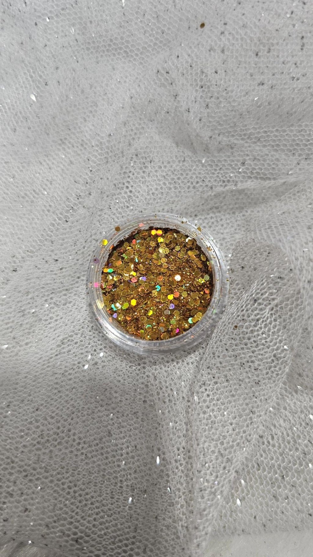 Gliter dourado flocado
