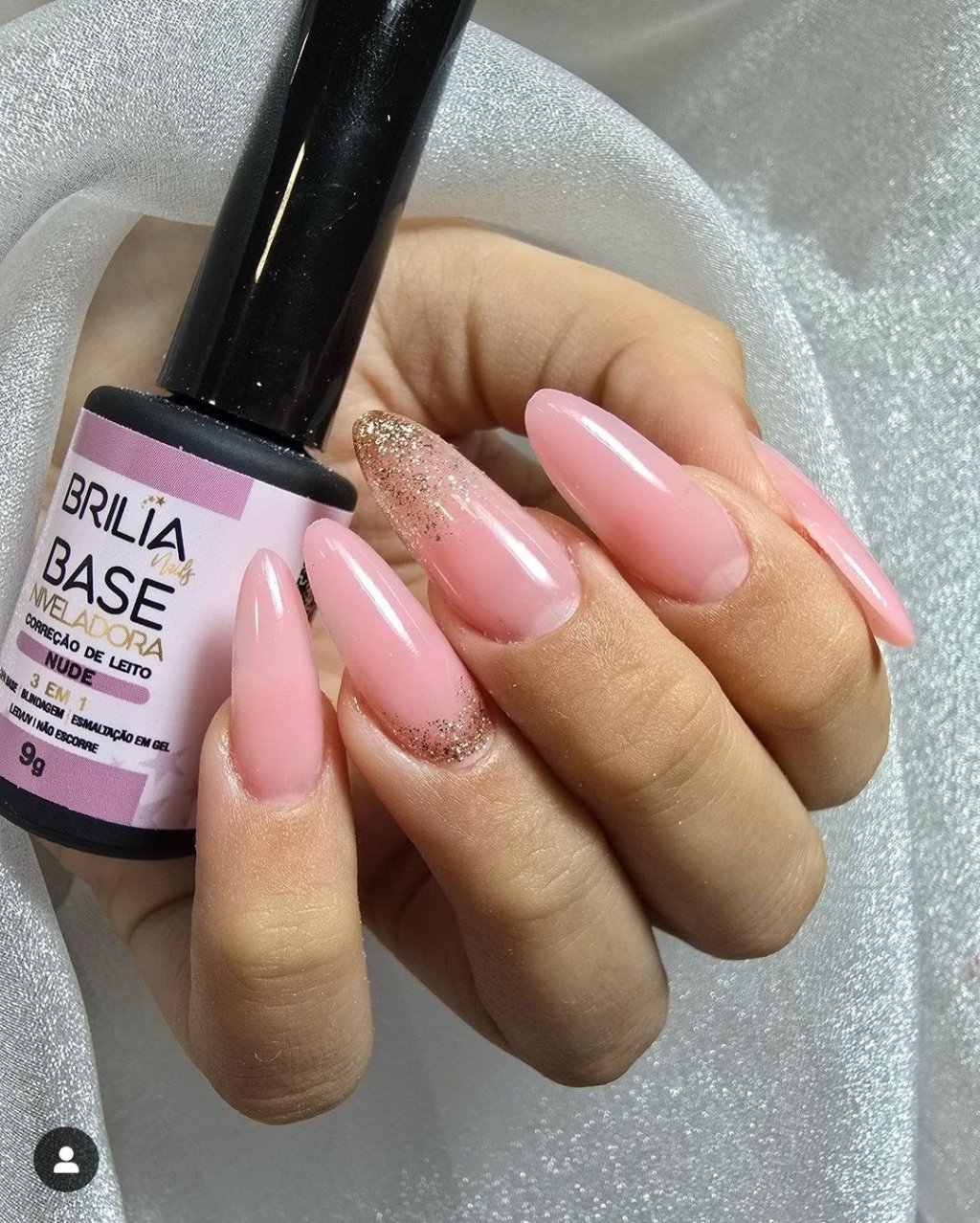 Base niveladora brilia nude
