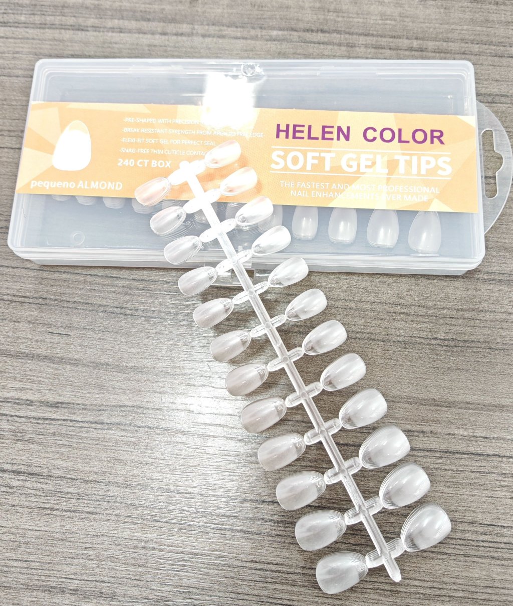 unha pequena almond base fosca / soft gel