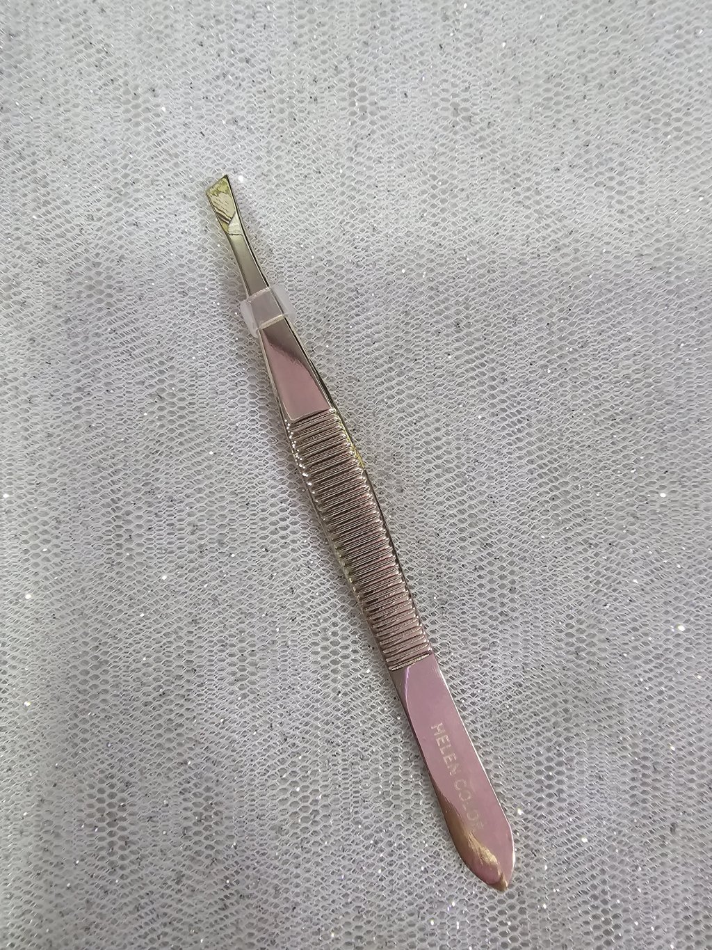 pinça Sobrancelha chanfrada helen