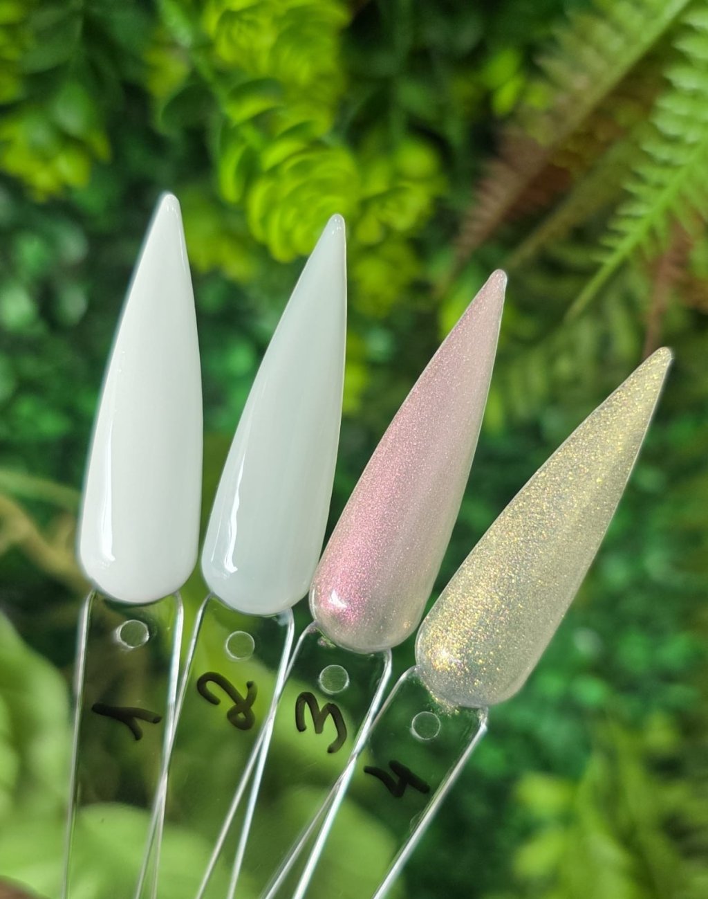 Esmalte Gel real love branquinhos