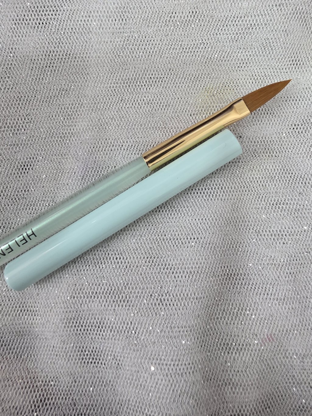 Pincel sintético n8 com tampa