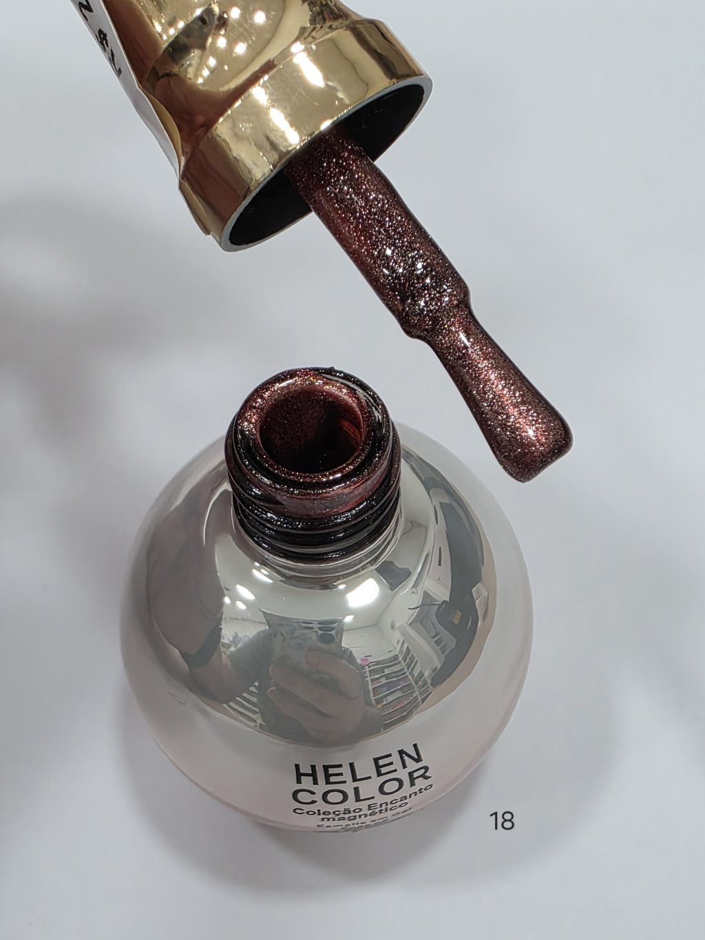 Esmalte magnético helen 18