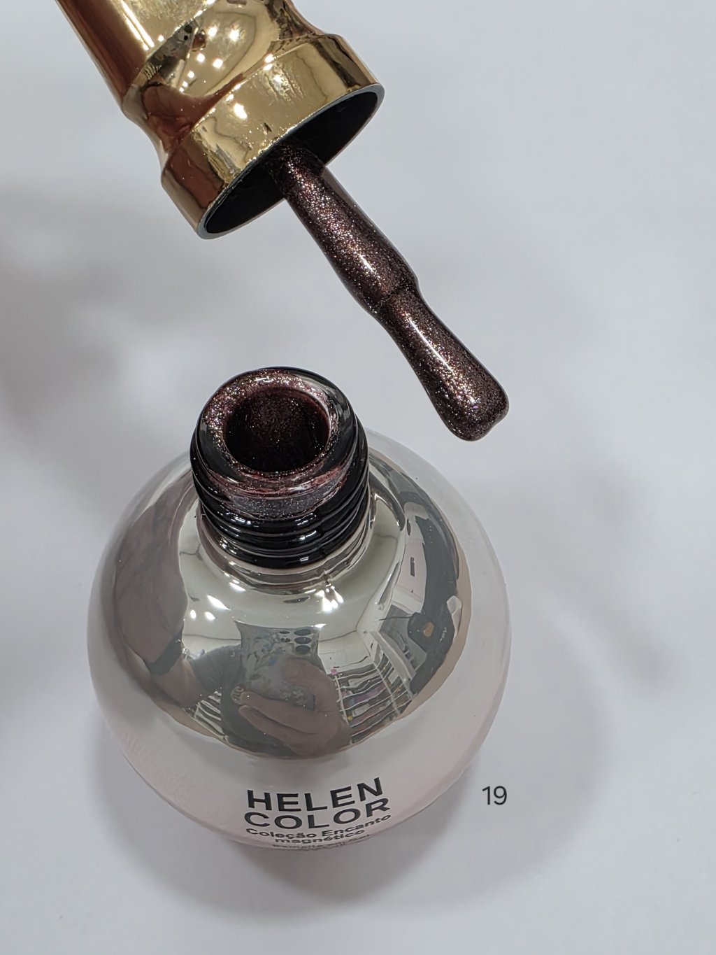 Esmalte magnético helen 19