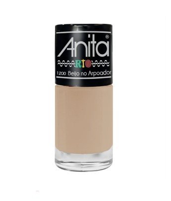 ANITA BEIJO NO ARPOADOR