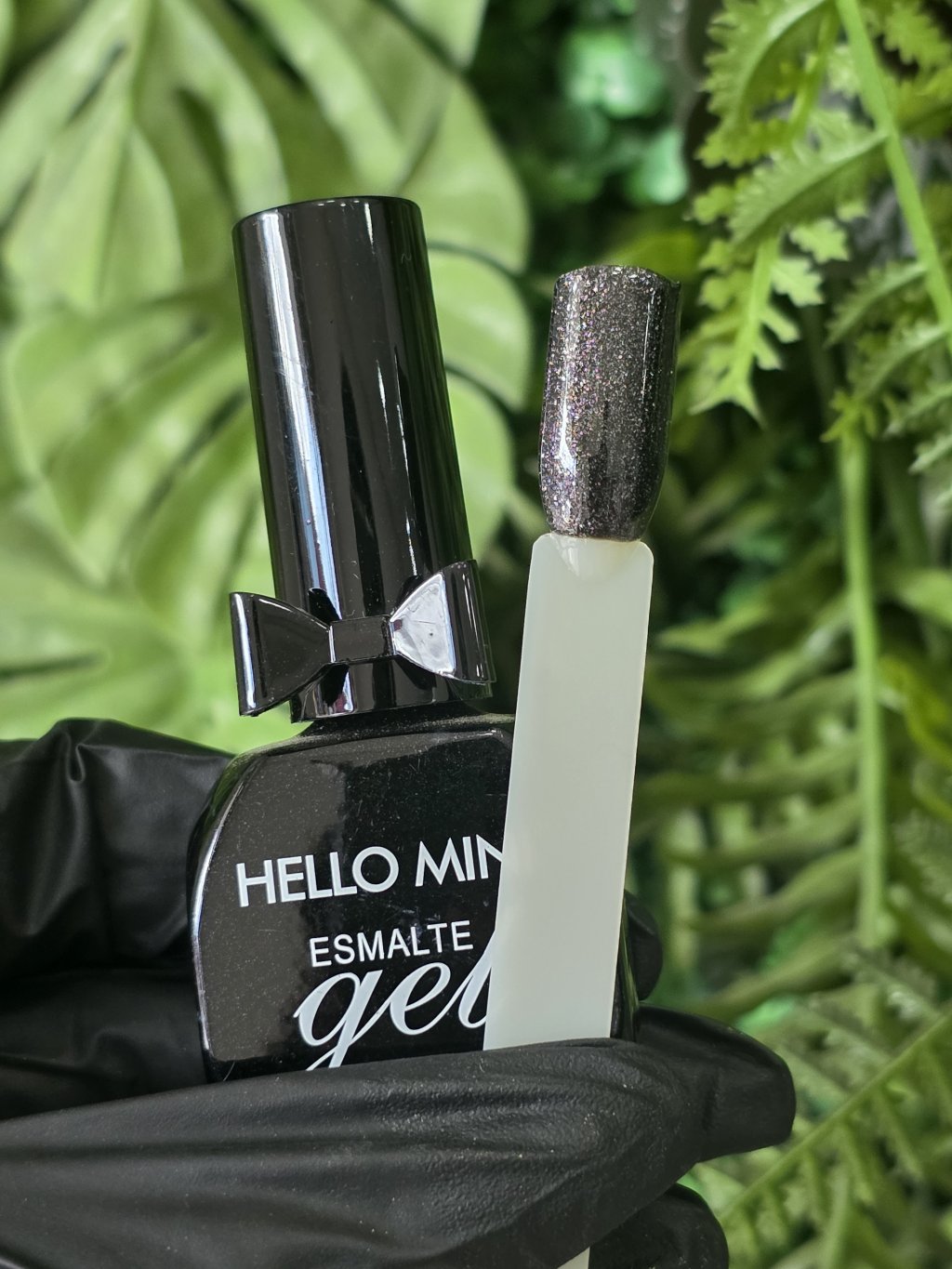 ESMALTE HELLO MINI PRETO COM GLITER