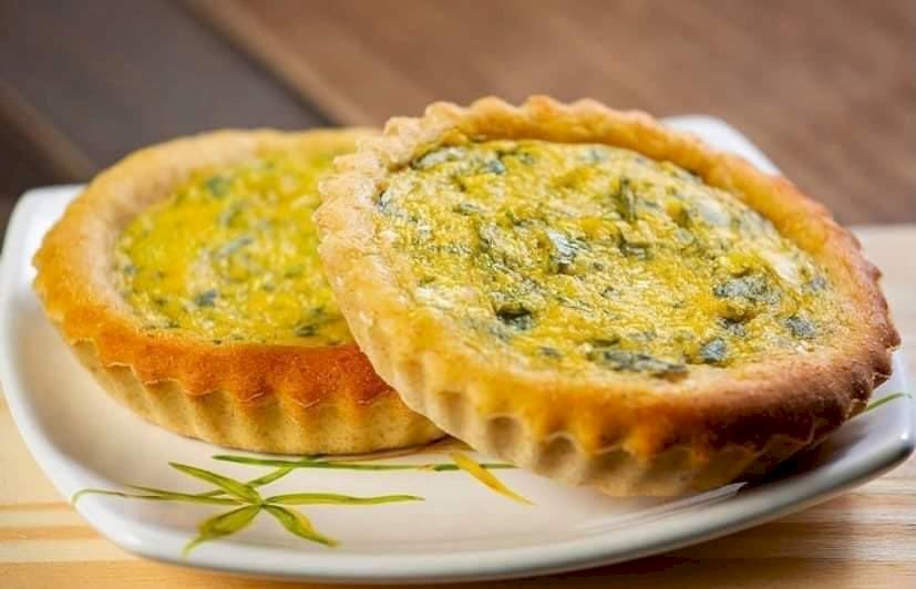 Promoção QUICHE DE ALHO PORÓ PACOTE COM 2 UNIDADES (CONGELADO) - LAR VEGAN