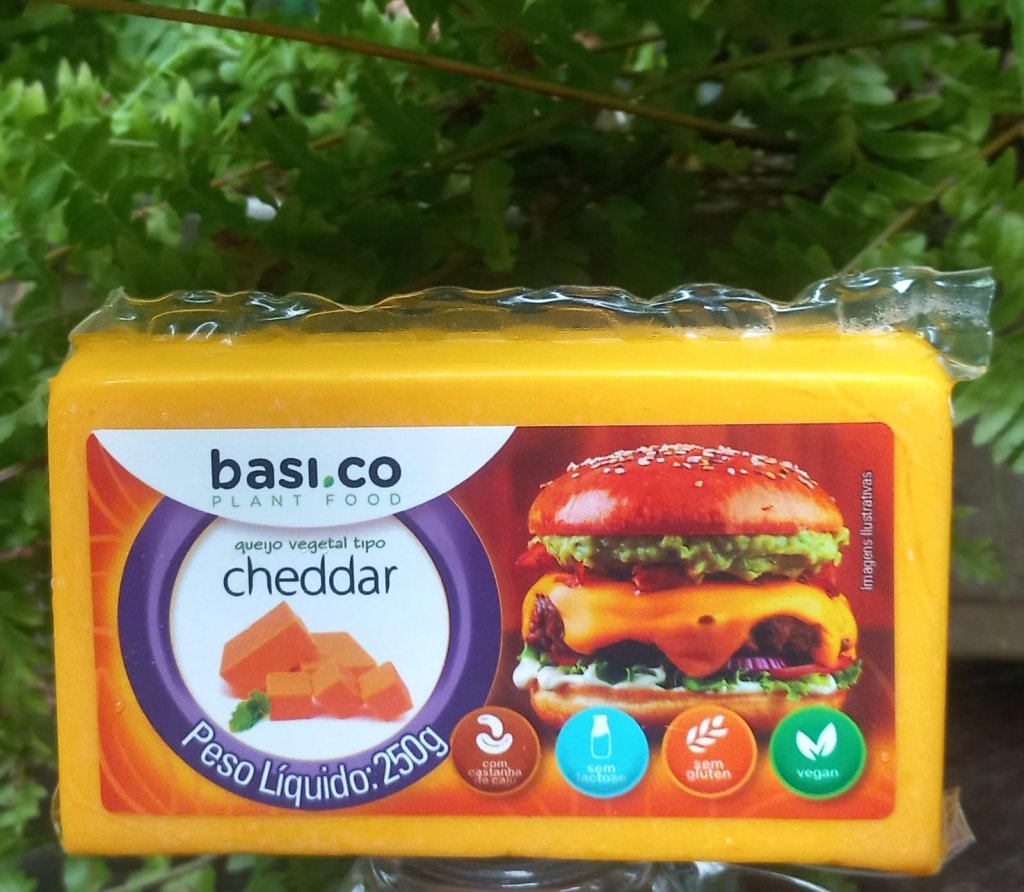 Queijo Vegetal Cheddar | BasiCo Plant Food 250g