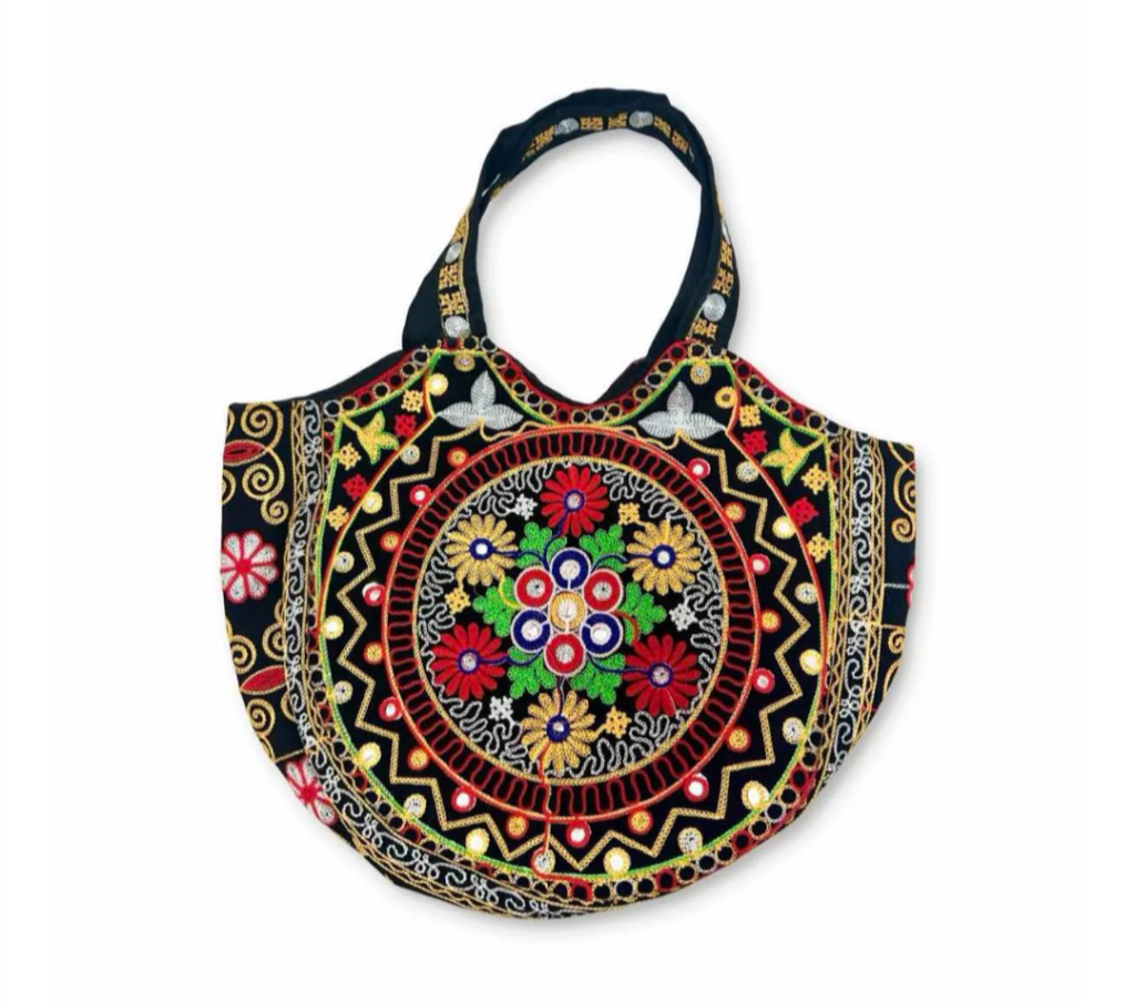 BOLSA INDIANA BORDADA A MÃO GRANDE 