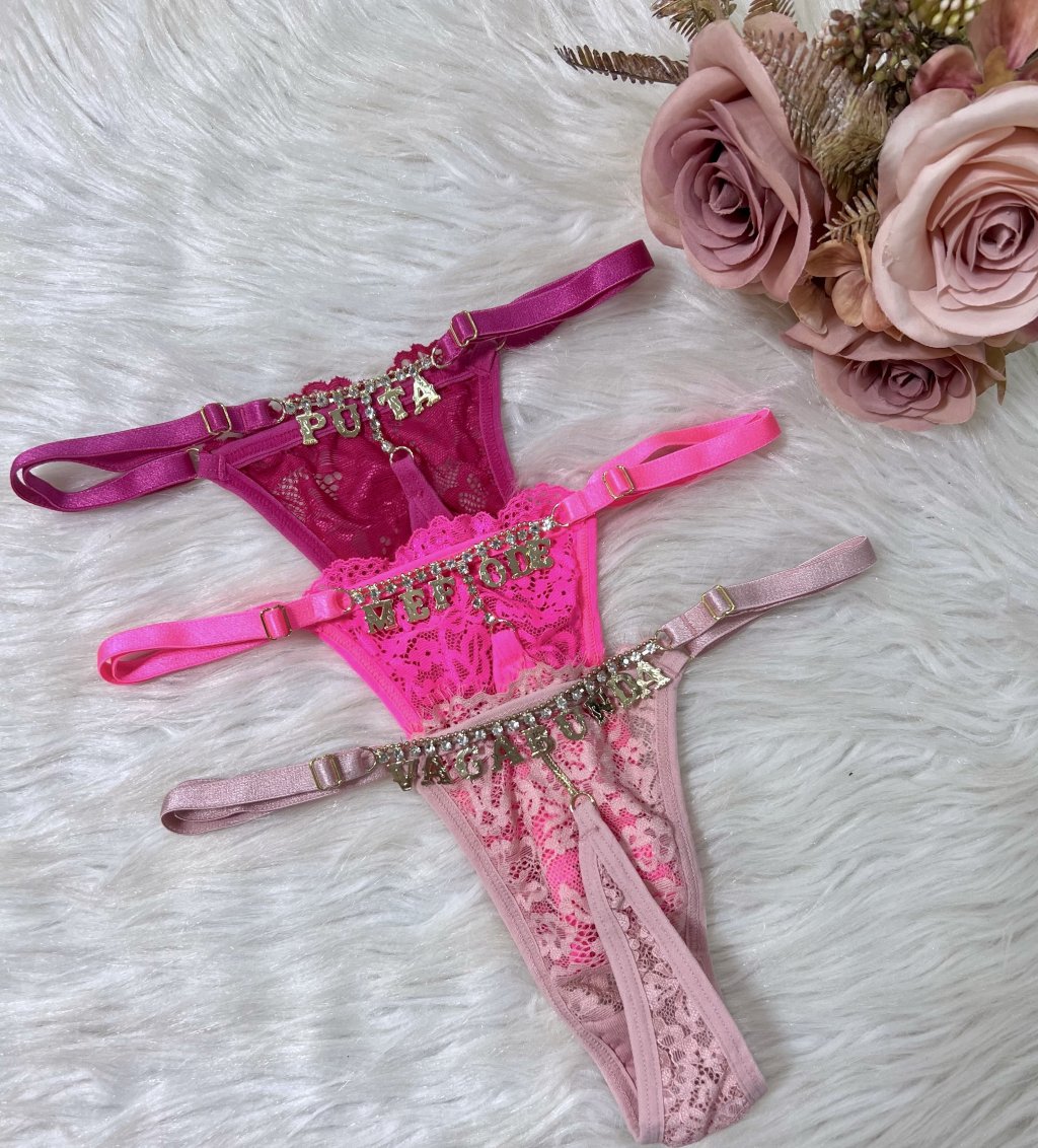 Fio com nome em Strass 