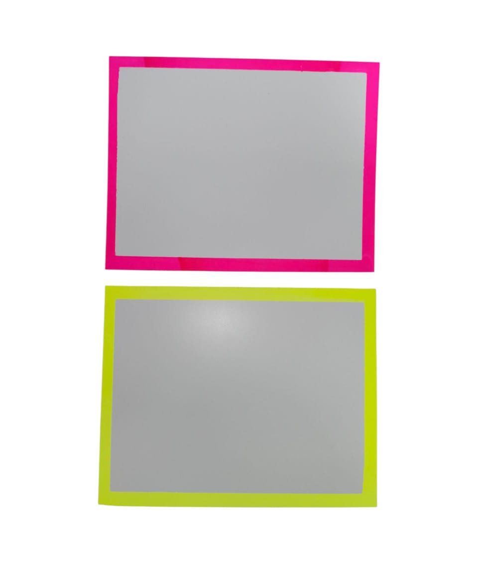 PLACA GRANDE NEON LISA 