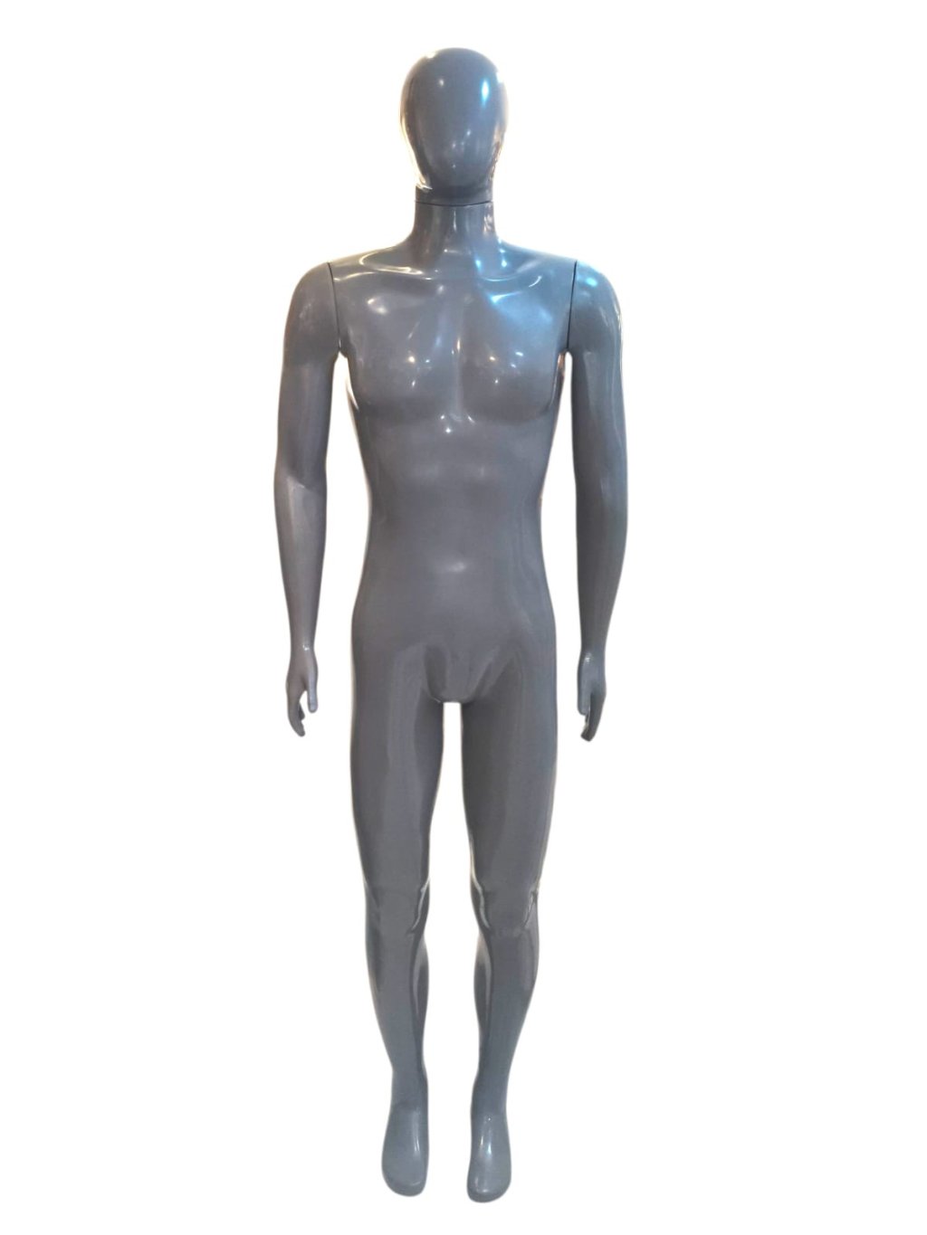 MANEQUIM MASCULINO RETO CINZA 