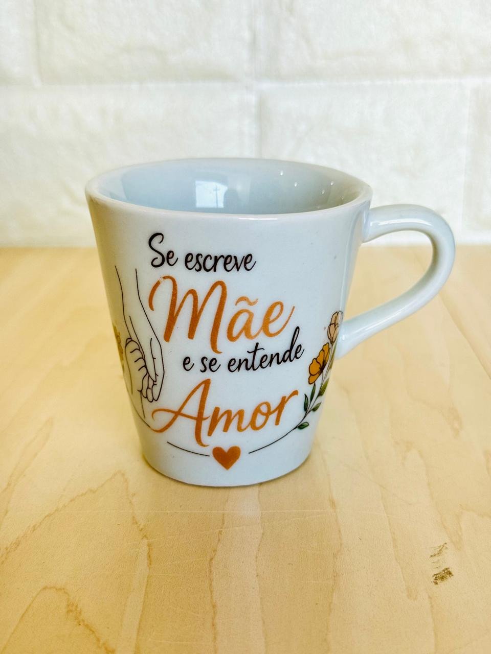 Xícara Branca Mãe Bronze