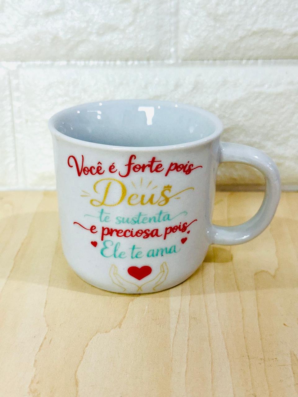 Caneca Ágatha Branca Mão de Deus