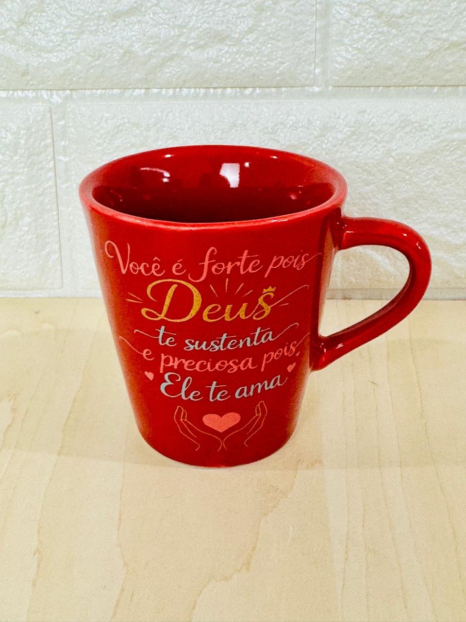 Xícara Vermelha Mão de Deus
