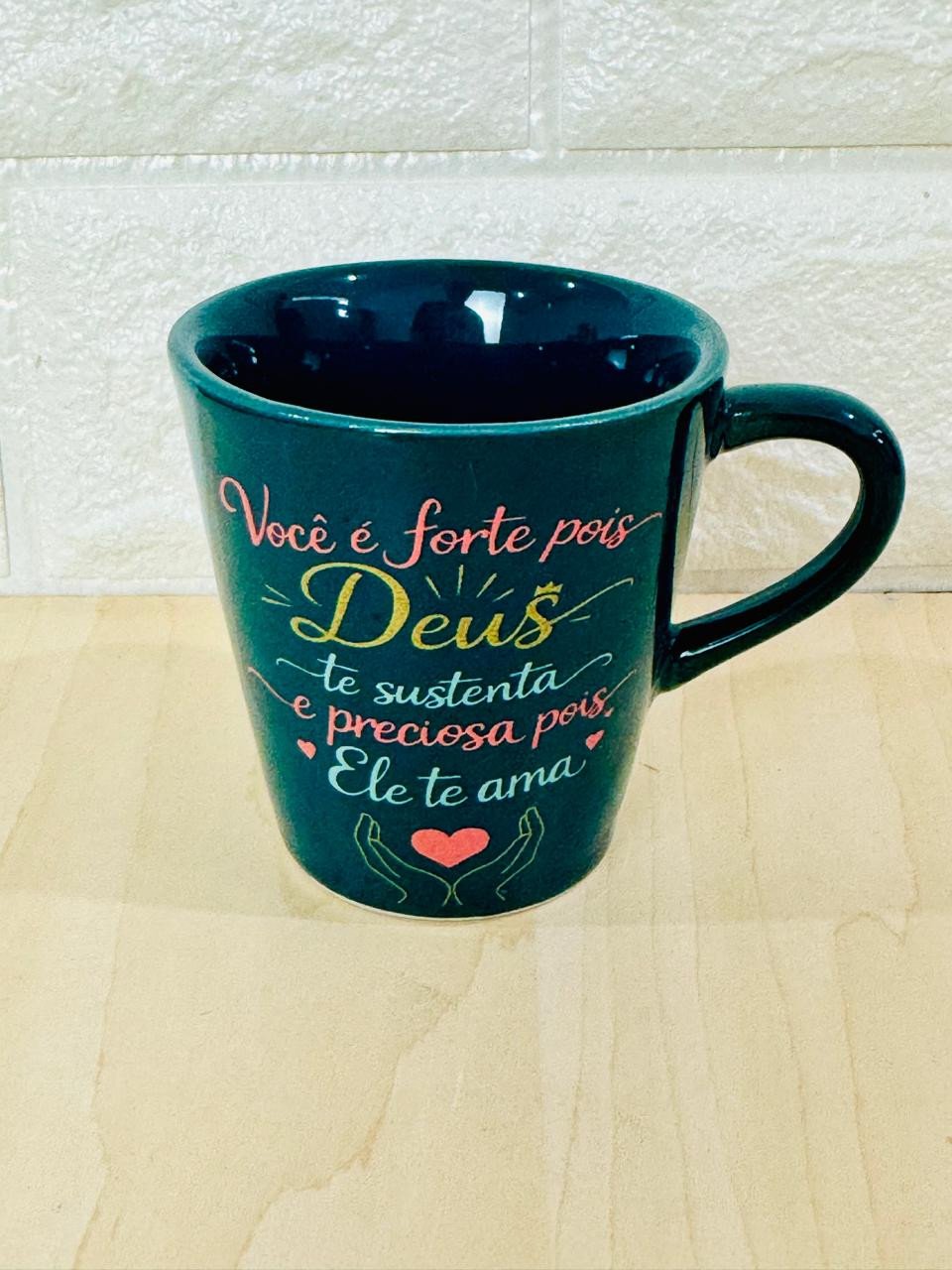 Xícara Verde Mão de Deus