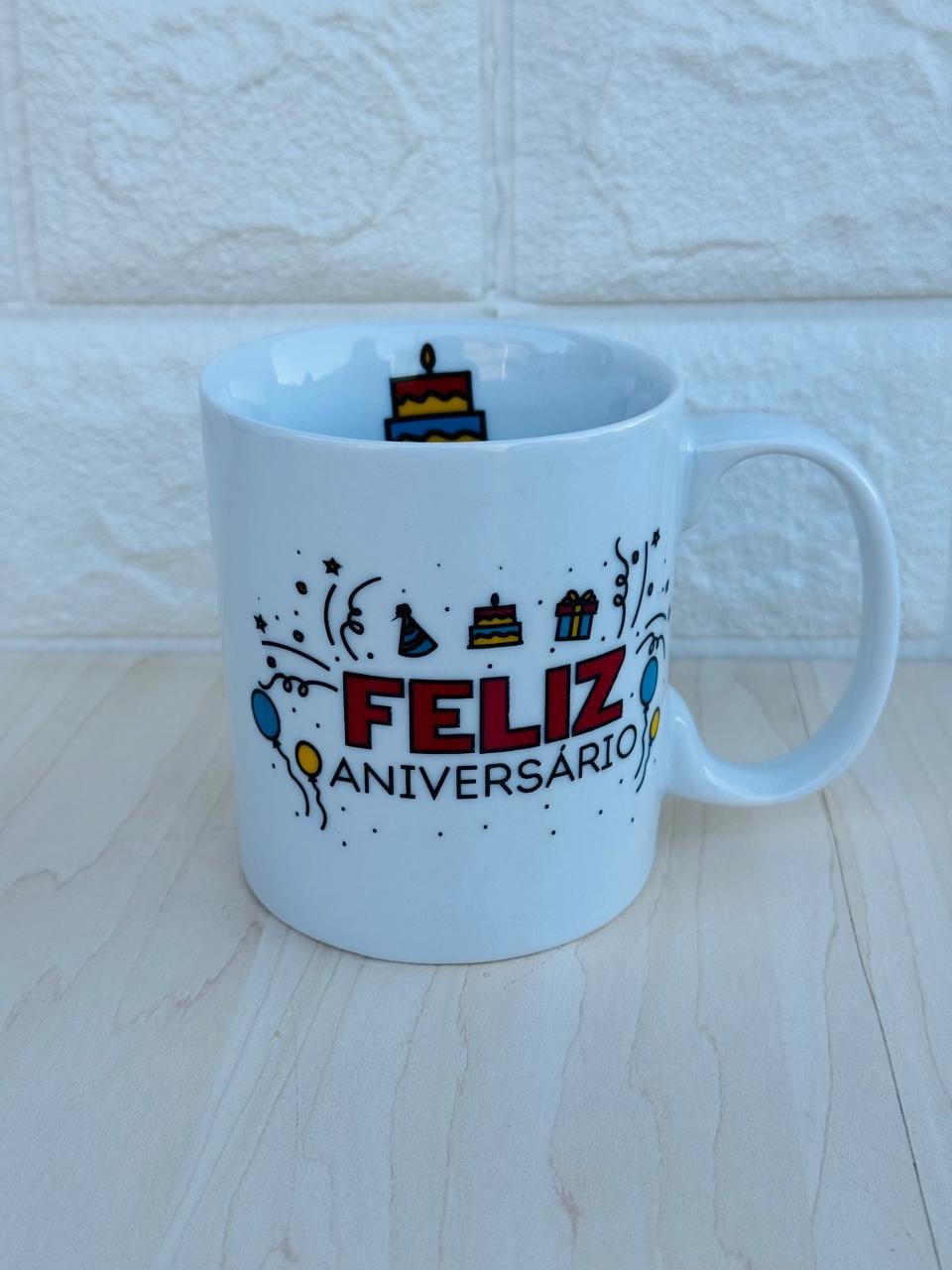 Caneca Aurora Branca Feliz Aniversário