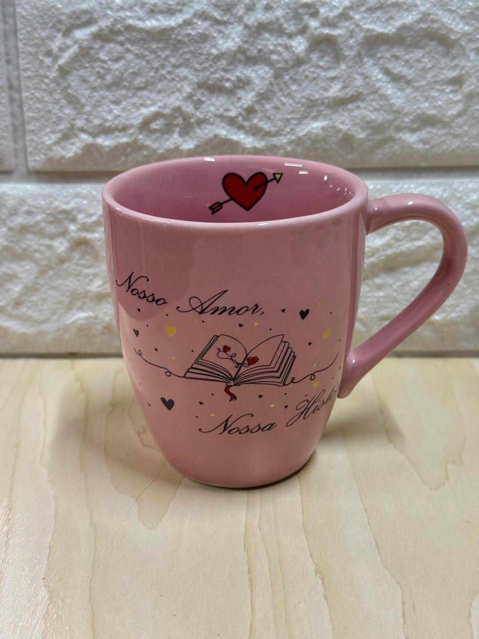 Caneca Glamour Rosa Nosso Amor, Nossa História