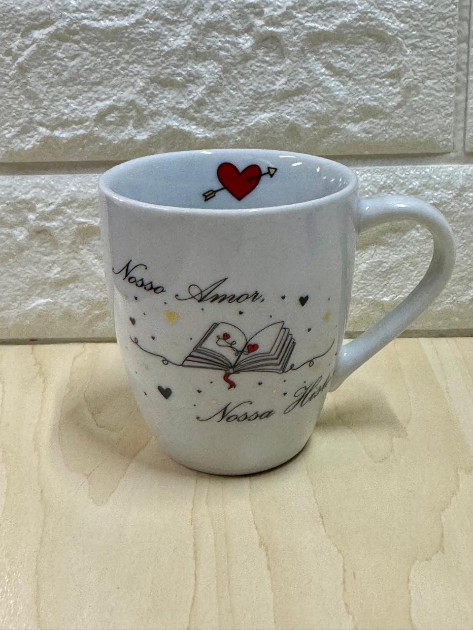 Caneca Glamour Branca Nosso Amor, Nossa História