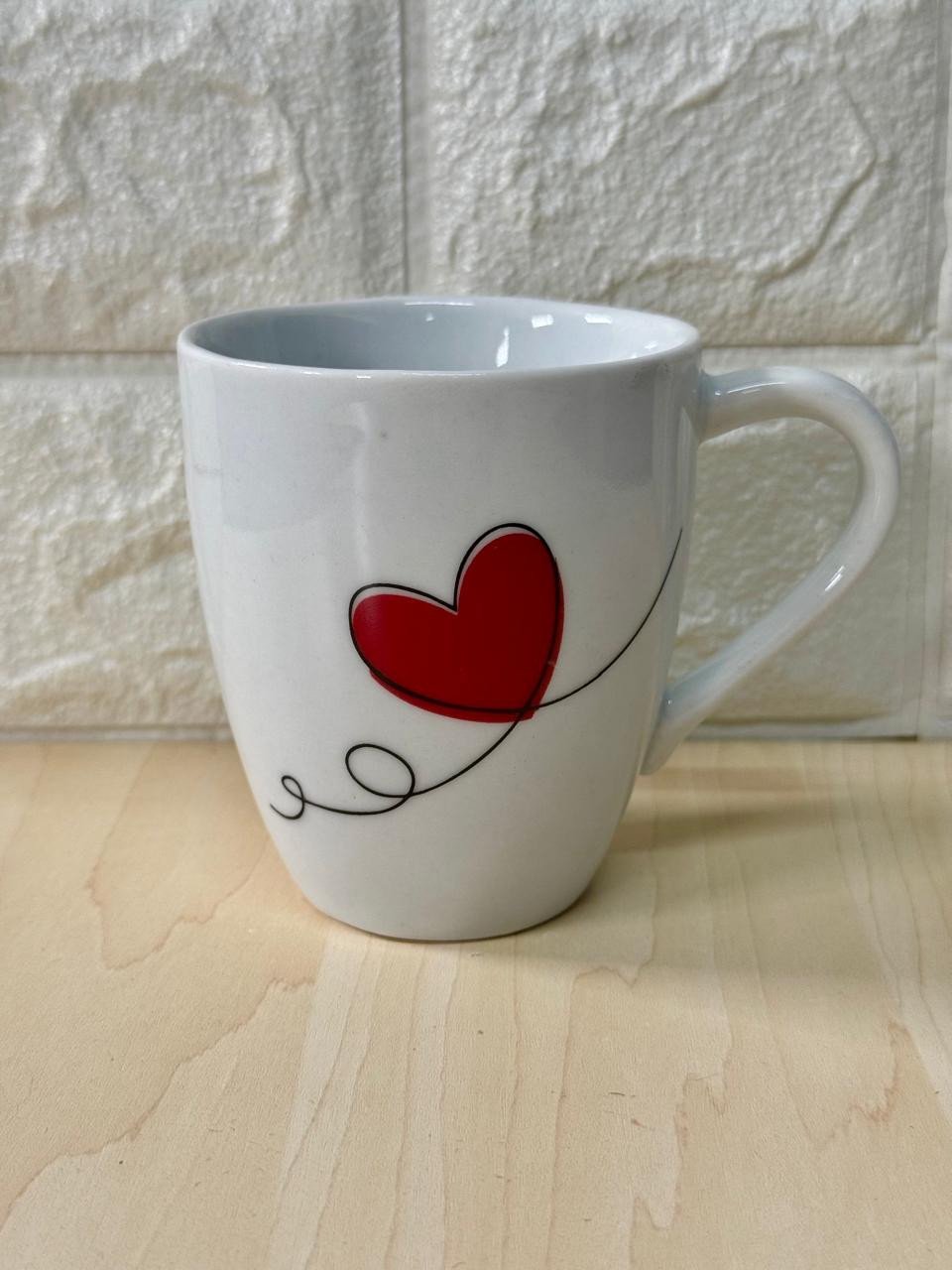 Caneca Glamour Branca Coração Vermelho