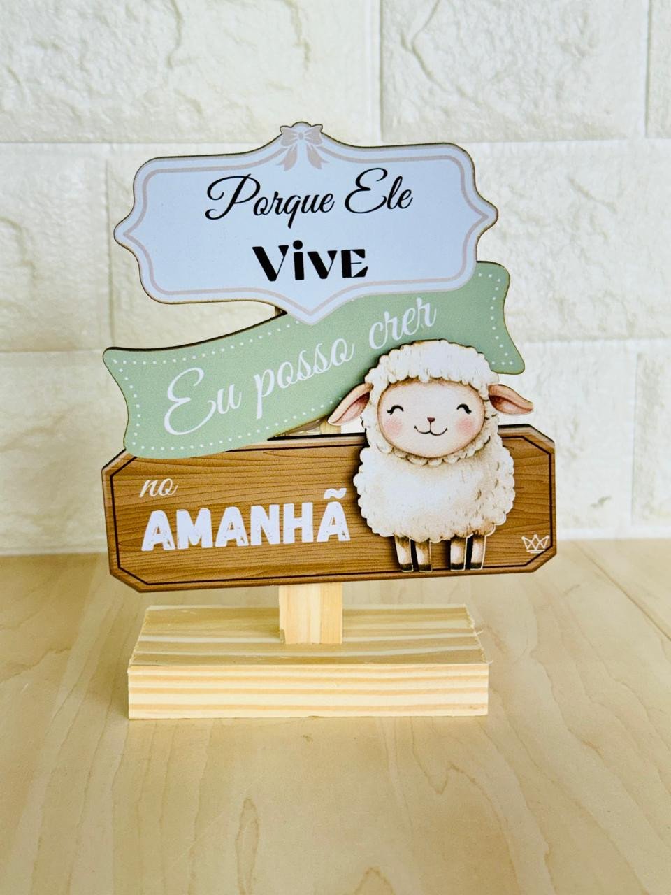 Placa de Mesa Base Retangular Ovelha Porque Ele Vive