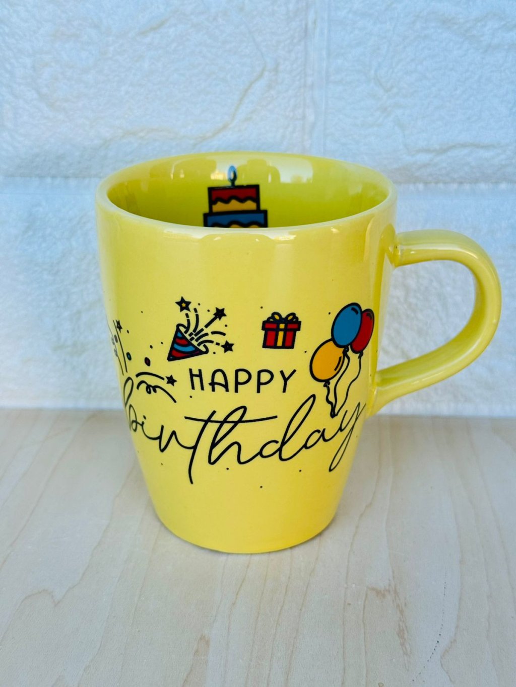Caneca Sublime Amarela Happy Birthday