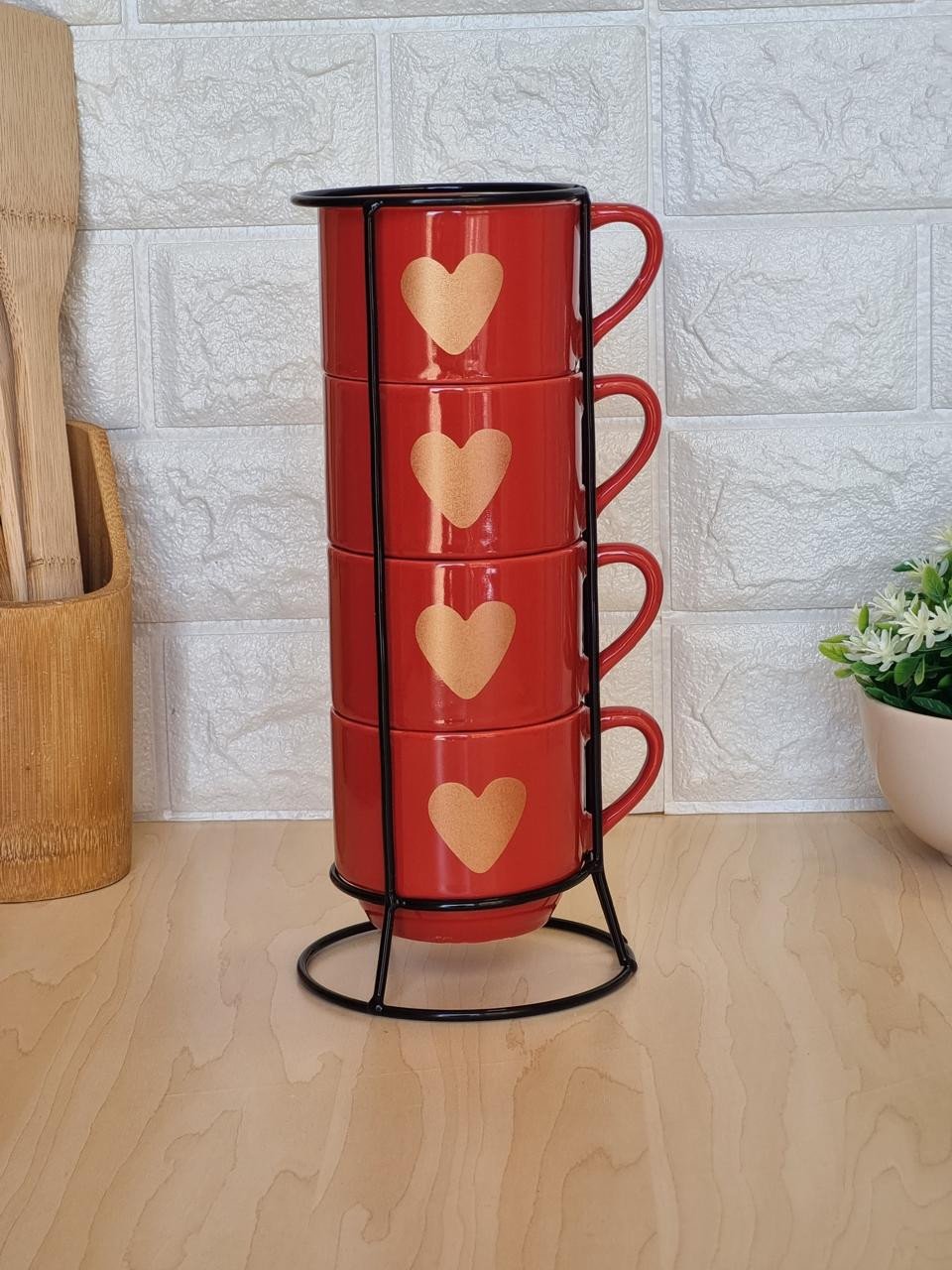 Caneca Empilhável Vermelha Coração Dourado Suporte em Metal com 4 