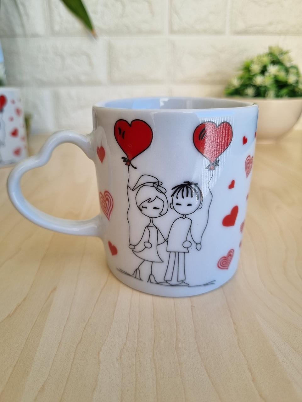 Caneca Alça Coração Branca Namorados 