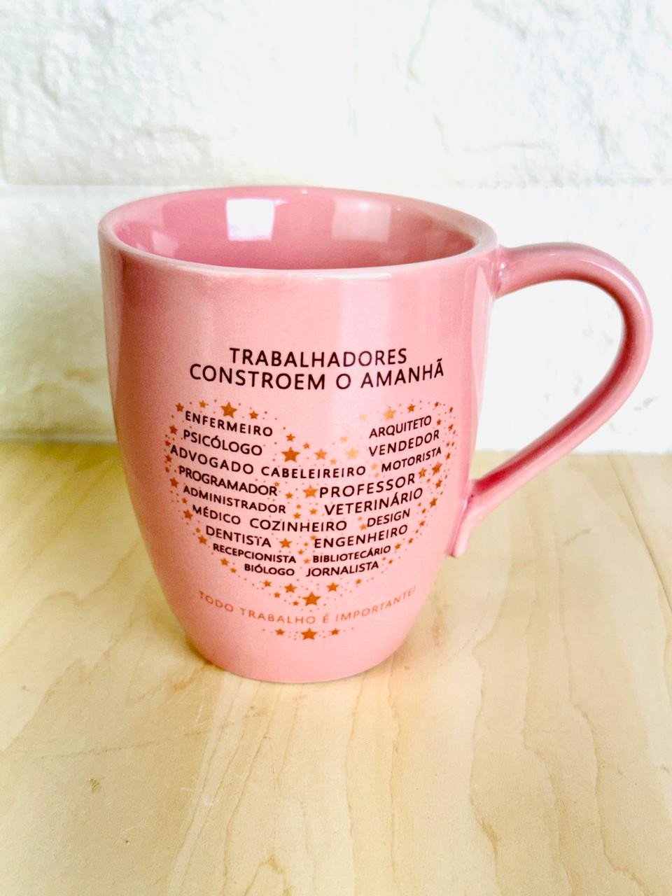 Caneca Glamour Rosa Dia do Trabalho 